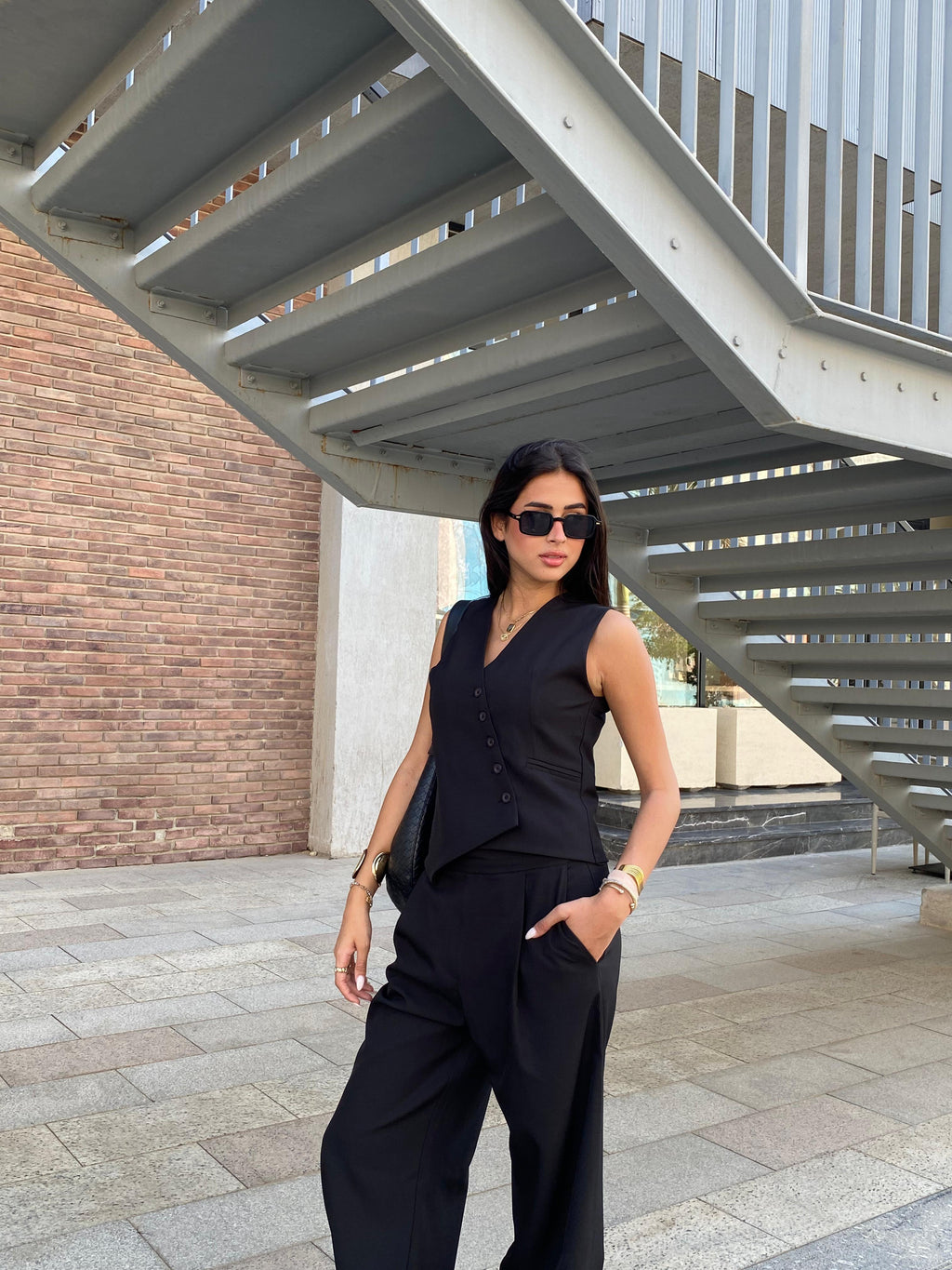 Asymmetric vest