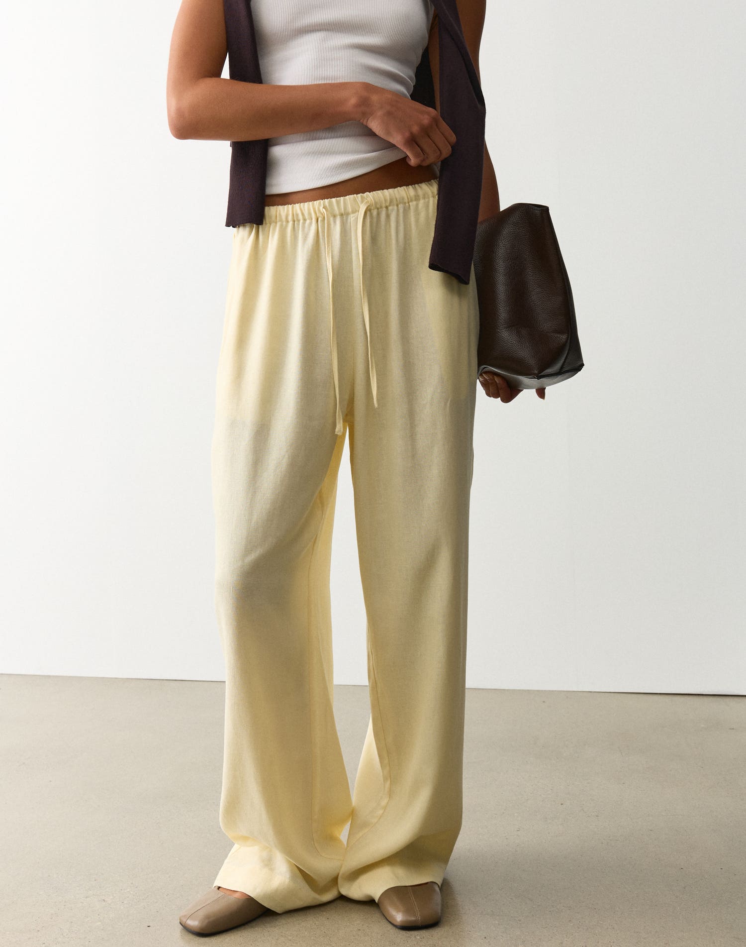 Bland linen pants