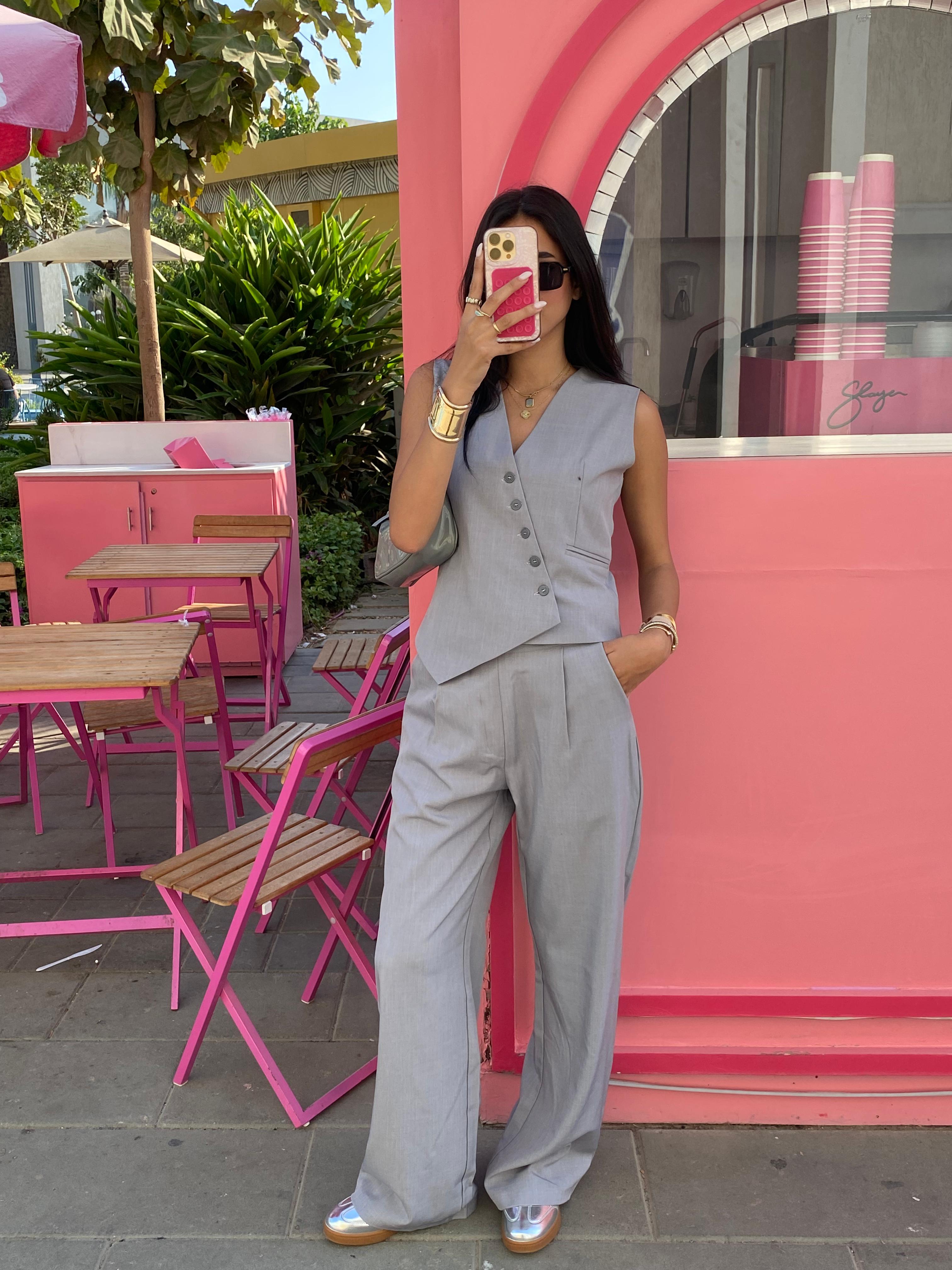 Asymmetric vest