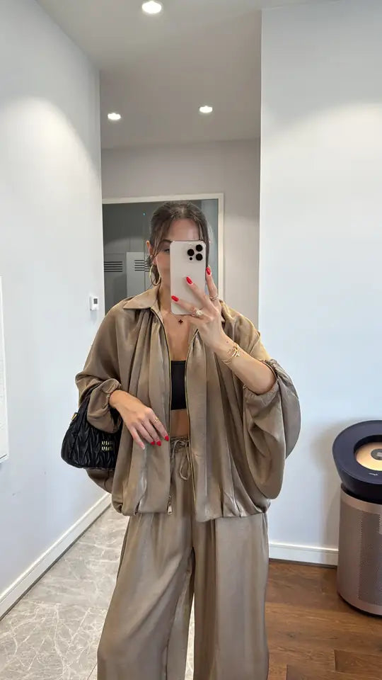 Set satin oversized