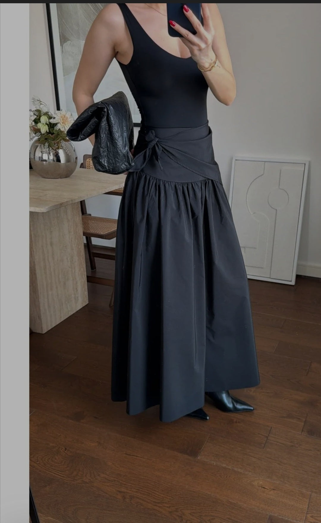 Waist tie skirt